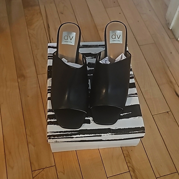 Dolce Vita Kera slide sandals 8.5 - Picture 2 of 9